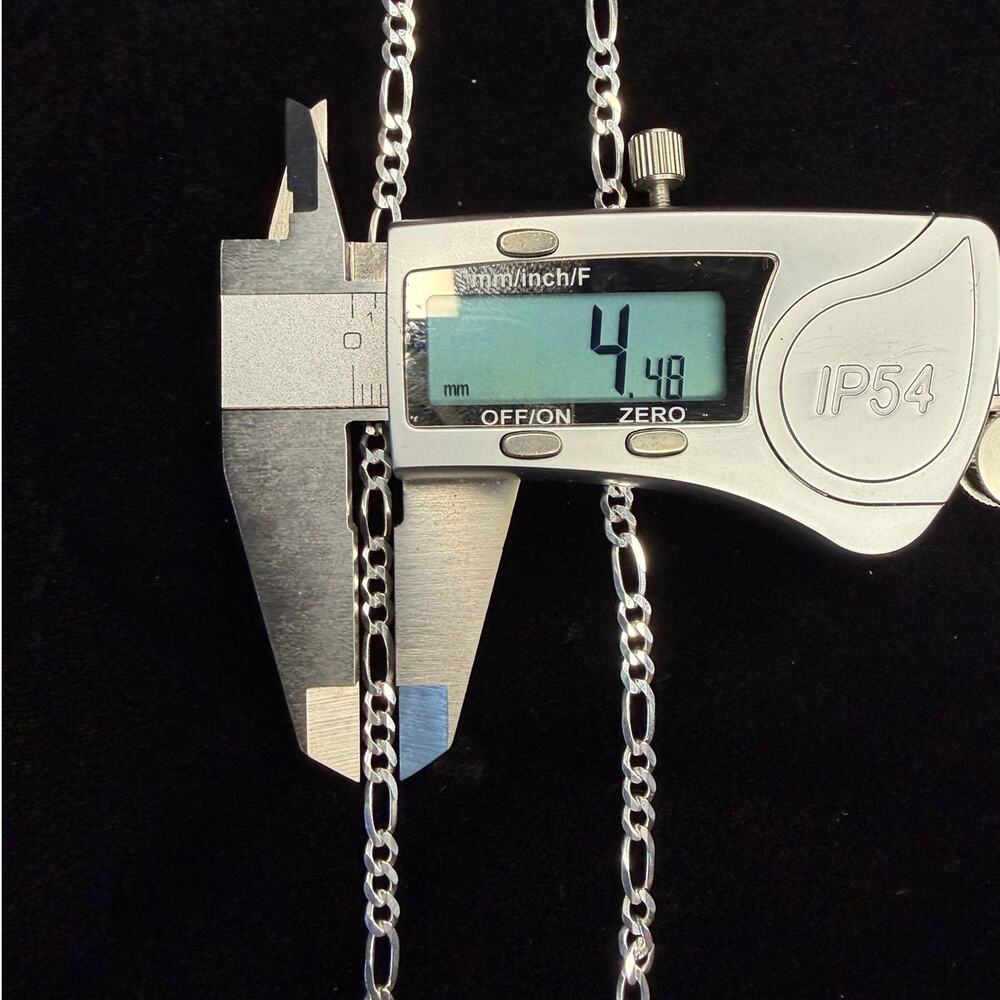 Solid 925 Italian Sterling Silver Figaro Chain Necklace 22" Long 4.5mm Long - Picture 5 of 7